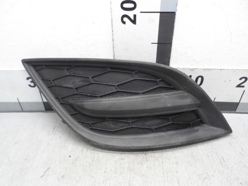 Изображение товара 127961 - 00127961 zaglushka (reshetka) v bamper Citroen C5