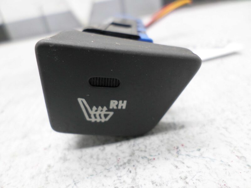 Изображение товара 127980 - 00127980 knopka salona