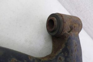 Изображение товара 128018 - 00128018 rychag perednij pravyj nizhnij SAAB 900 2