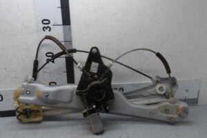 Изображение товара 128045 - 00128045 steklopodemnik perednij pravyj 3