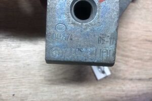 Изображение товара 128391 - 00128391 petlya dveri zadnyaya 3