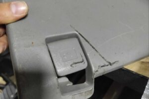 Изображение товара 128602 - 00128602 ruchka otkryvaniya kapota 