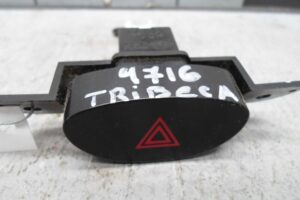 Изображение товара 128758 - 00128758 knopka avarijnoj signalizatsii Peugeot 306