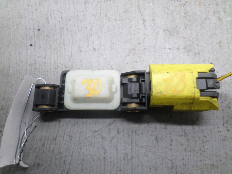 Изображение товара 128784 - 00128784 datchik udara Mercedes A klasse