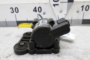 Изображение товара 128876 - 00128876 blok klapanov podveski Audi Q7 2