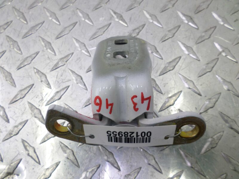 Изображение товара 128955 - 00128955 petlya dveri perednyaya