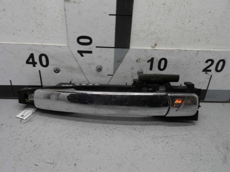 Изображение товара 129045 - 00129045 ruchka naruzhnaya perednyaya pravaya