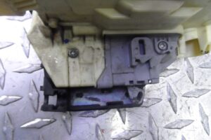 Изображение товара 129256 - 00129256 zamok dveri perednej levoj 3