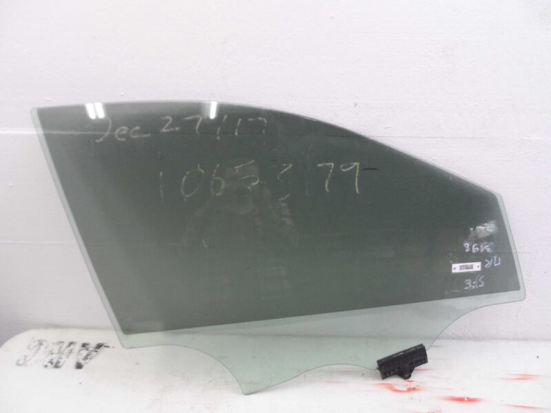 Изображение товара 129269 - 00129269 steklo dveri perednej pravoj Pontiac TransSport