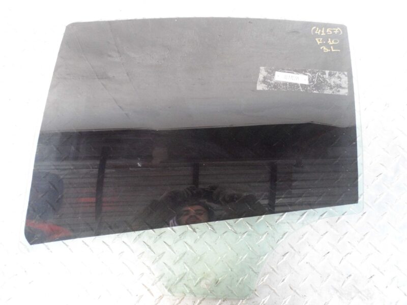 Изображение товара 129312 - 00129312 steklo dveri zadnej levoj