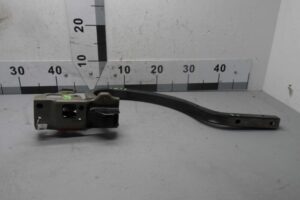 Изображение товара 129417 - 00129417 petlya kryshki bagazhnika 3