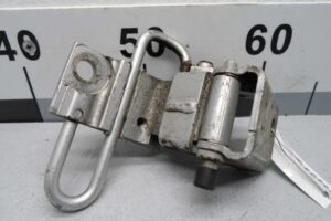 Изображение товара 129638 - 00129638 petlya dveri zadnyaya 