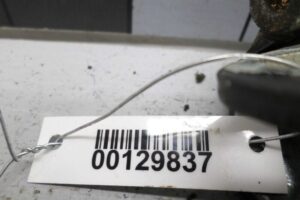 Изображение товара 129837 - 00129837 petlya kryshki bagazhnika Volvo V50 1