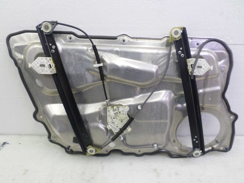 Изображение товара 129843 - 00129843 steklopodemnik perednij pravyj