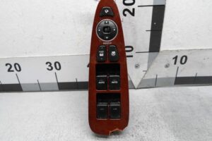 Изображение товара 130008 - 00130008 knopka steklopodemnika 