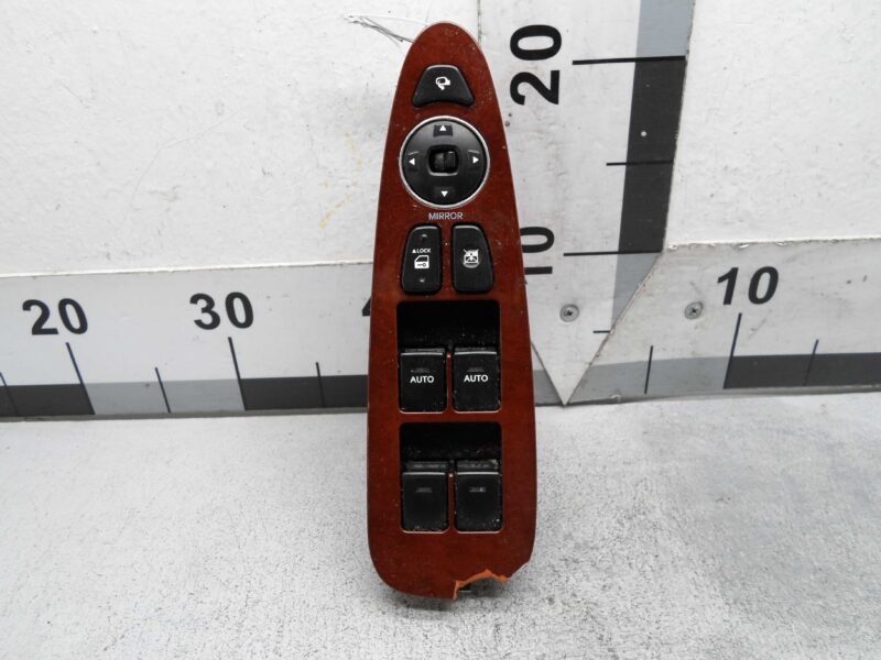 Изображение товара 130008 - 00130008 knopka steklopodemnika