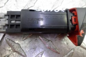 Изображение товара 130129 - 00130129 knopka avarijnoj signalizatsii 3