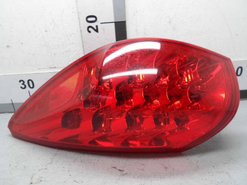 Изображение товара 130476 - 00130476 fonar kryla pravyj Toyota Hiace