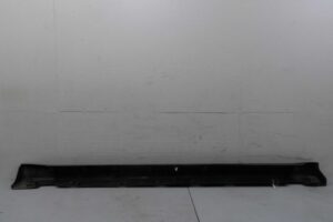 Изображение товара 130676 - 00130676 porog plastikovyj pravyj Pontiac Vibe 2