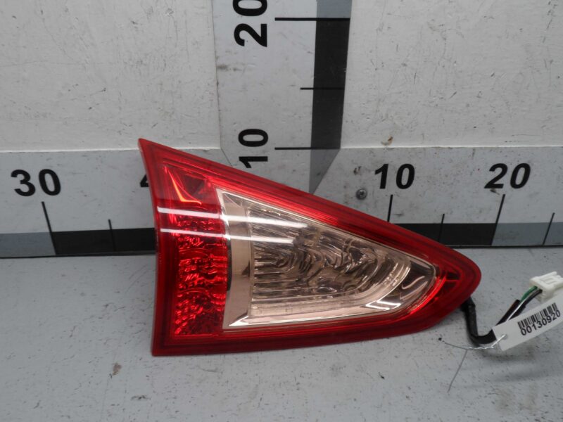 Изображение товара 130920 - 00130920 fonar kryshki levyj Toyota Hiace