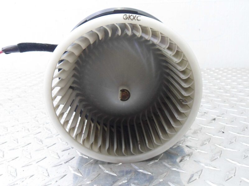 Изображение товара 130949 - 00130949 ventilyator otopitelya (motorchik pechki)