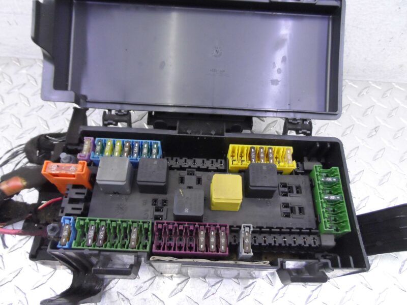 Изображение товара 130959 - 00130959 blok predokhranitelej Ford Mondeo