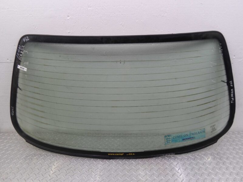 Изображение товара 130976 - 00130976 steklo zadnee