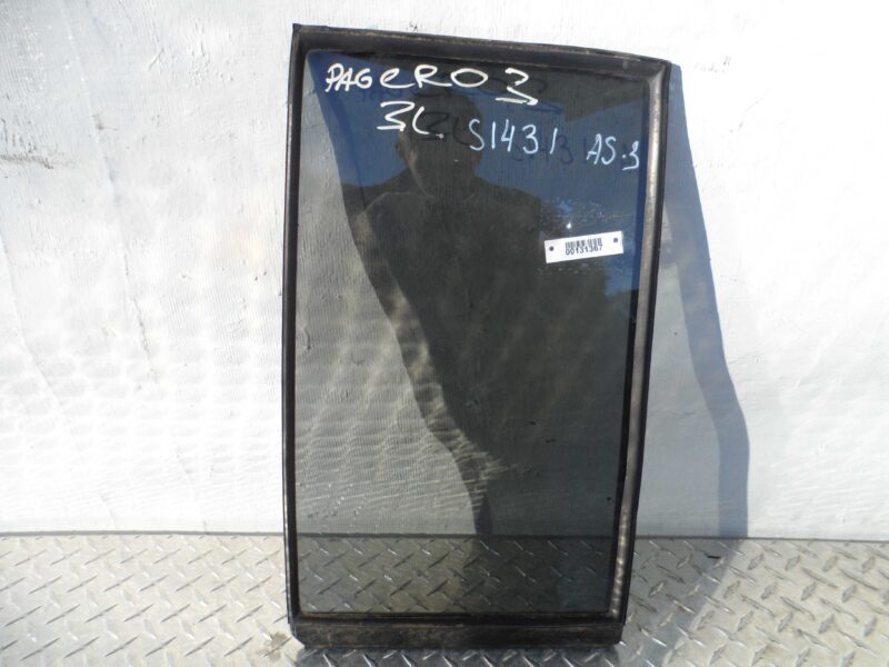 Изображение товара 131367 - 00131367 steklo dveri zadnej levoj Infiniti QX56