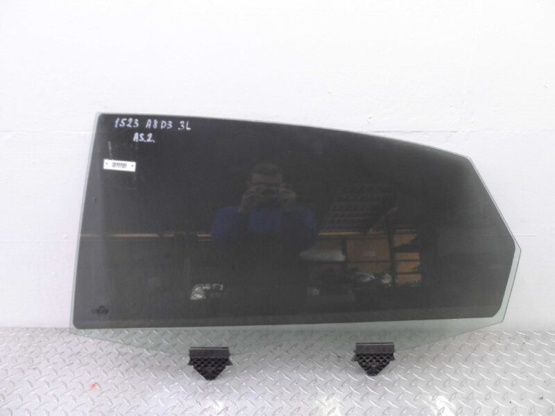 Изображение товара 131381 - 00131381 steklo dveri zadnej levoj