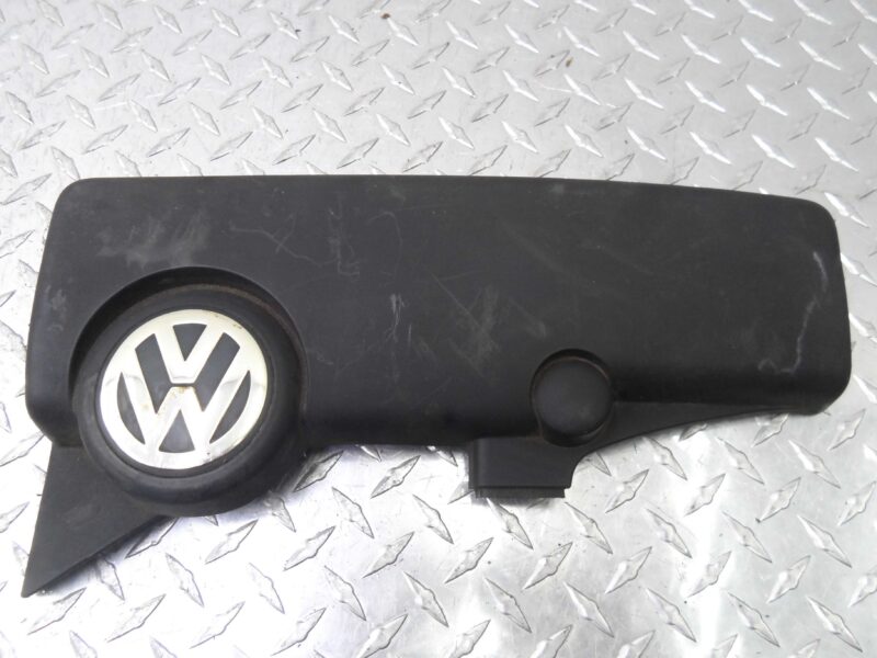 Изображение товара 131682 - 00131682 kryshka dvigatelya dekorativnaya Toyota Carina E