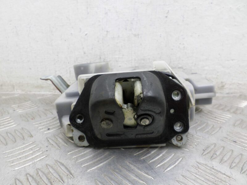 Изображение товара 131683 - 00131683 zamok bagazhnika Mercedes SL