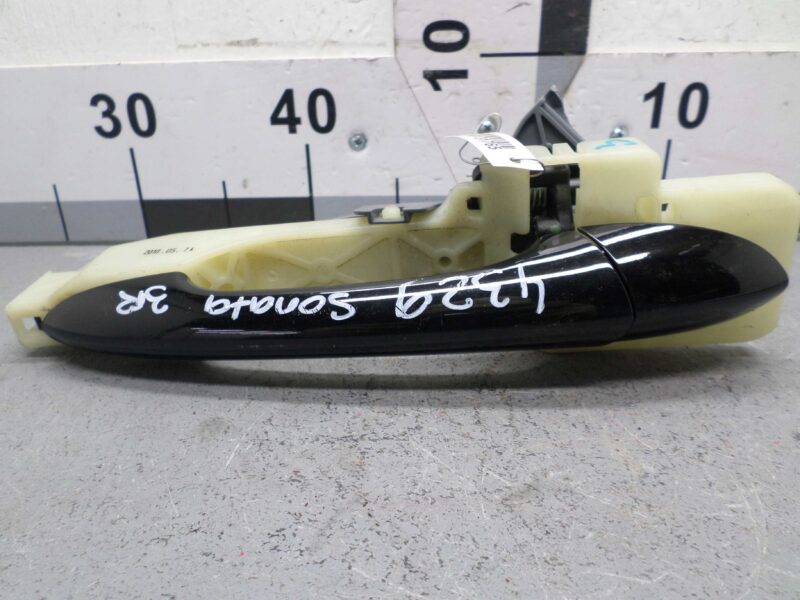 Изображение товара 131765 - 00131765 ruchka naruzhnaya zadnyaya pravaya