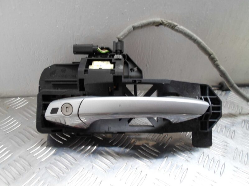 Изображение товара 132008 - 00132008 ruchka naruzhnaya perednyaya levaya Ford Scorpio 1