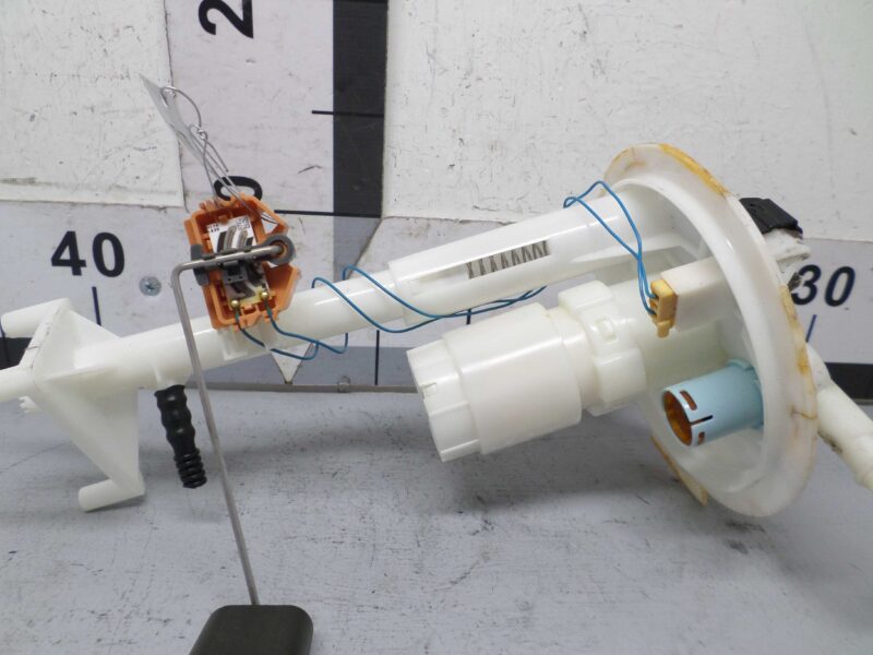 Изображение товара 132024 - 00132024 datchik urovnya topliva Audi TT