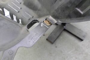 Изображение товара 132037 - 00132037 podkrylok perednij levyj 20241015101013