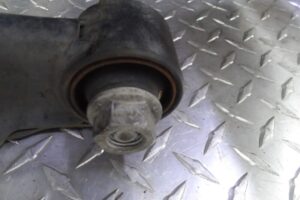 Изображение товара 132150 - 00132150 rychag zadnij levyj nizhnij Skoda Yeti 2