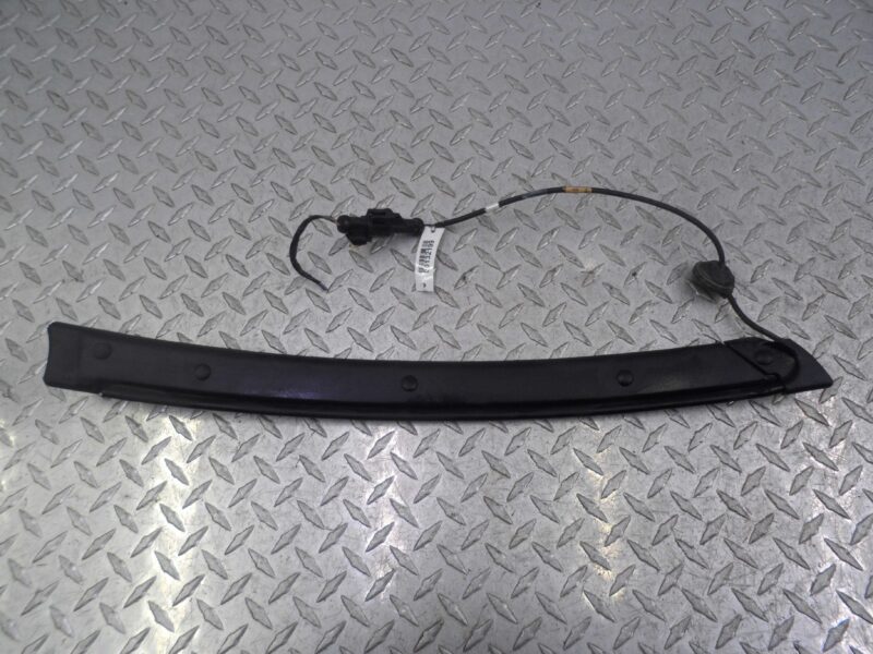 Изображение товара 132199 - 00132199 nakladka kryshki bagazhnika Chrysler Sebring