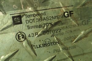 Изображение товара 132286 - 00132286 steklo dveri zadnej levoj Mazda 3 2