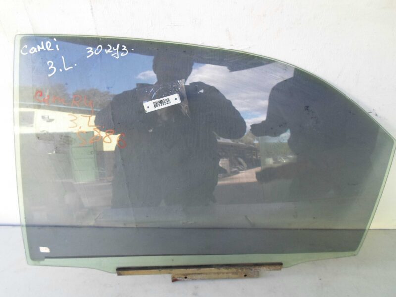 Изображение товара 132320 - 00132320 steklo dveri zadnej levoj Subaru Impreza