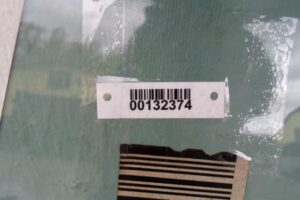 Изображение товара 132374 - 00132374 steklo dveri zadnej pravoj Audi Allroad 1