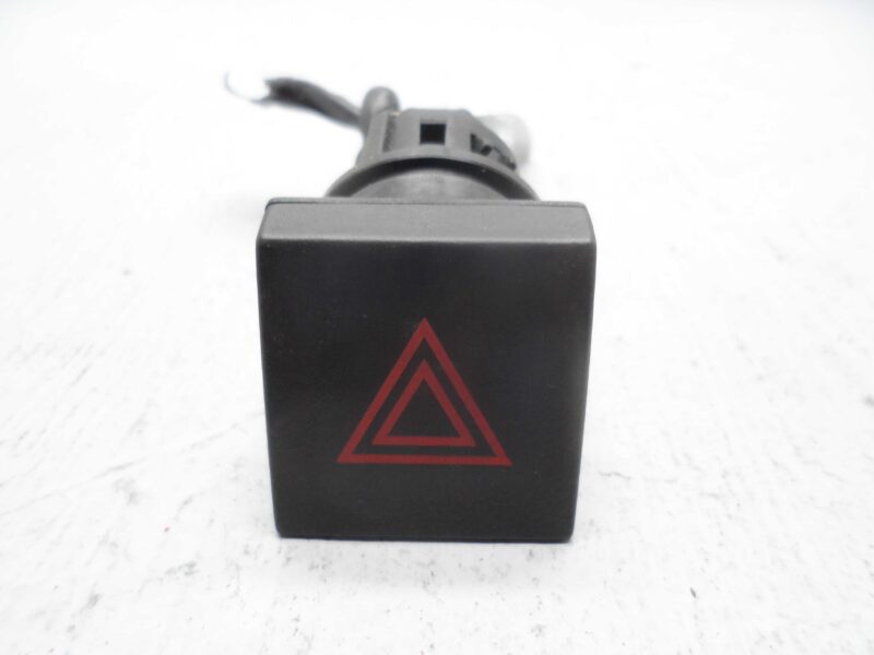 Изображение товара 132617 - 00132617 knopka avarijnoj signalizatsii