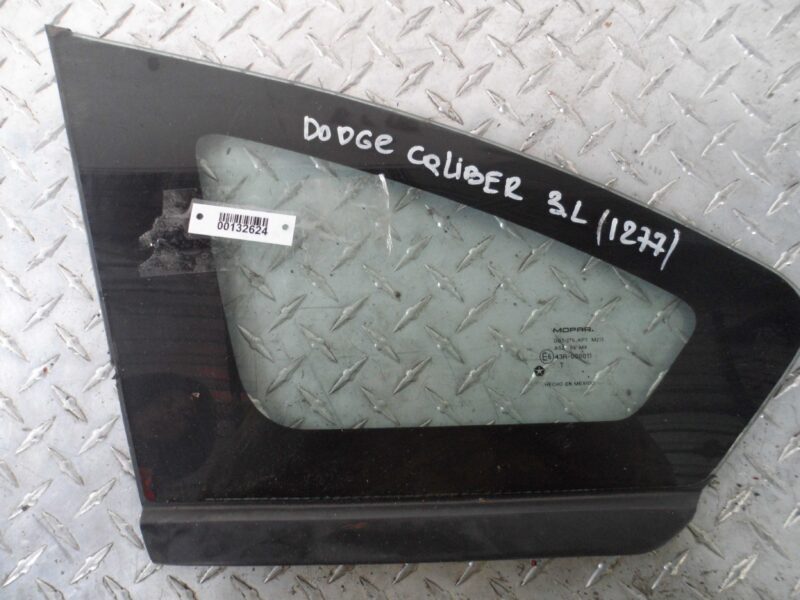 Изображение товара 132624 - 00132624 steklo kuzovnoe levoe