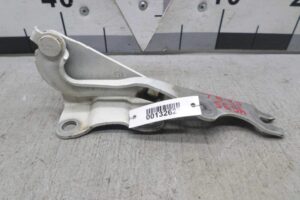 Изображение товара 132625 - 00132625 petlya kapota levaya Citroen C5