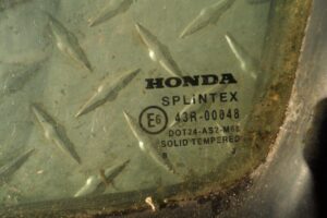 Изображение товара 132643 - 00132643 steklo dveri zadnej levoj Hyundai Matrix 2