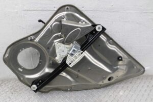 Изображение товара 132715 - 00132715 steklopodemnik zadnij levyj Ford Explorer 1