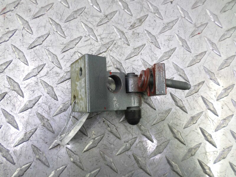 Изображение товара 132904 - 00132904 petlya dveri zadnyaya