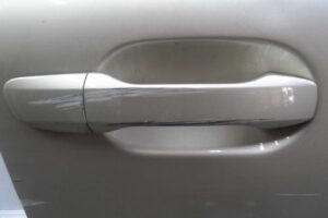 Изображение товара 133092 - 00133092 dver perednyaya pravaya Volvo V50 2
