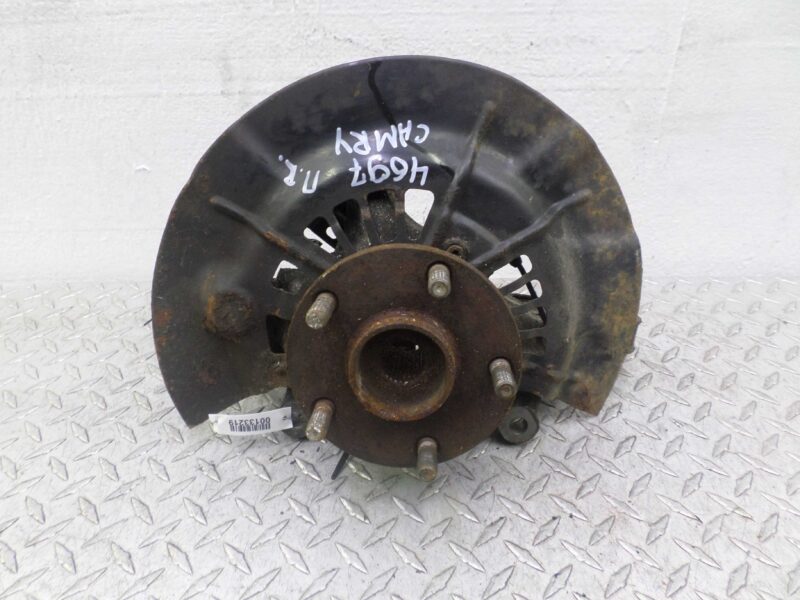 Изображение товара 133219 - 00133219 kulak povorotnyj pravyj Subaru Legacy