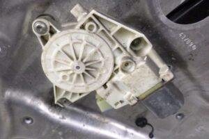 Изображение товара 133239 - 00133239 steklopodemnik zadnij pravyj Ford Explorer 2