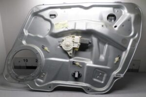 Изображение товара 133436 - 00133436 steklopodemnik perednij pravyj Ford Expedition